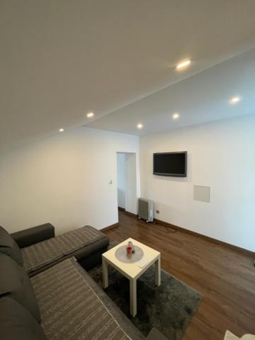 Studio Privee Vesoul -Wifi,Tv,Clim,Parking Gratuit Kültér fotó