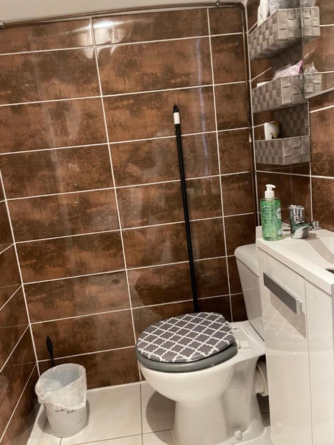 Studio Privee Vesoul -Wifi,Tv,Clim,Parking Gratuit Kültér fotó