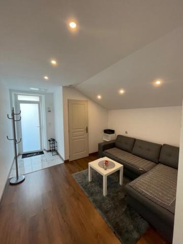 Studio Privee Vesoul -Wifi,Tv,Clim,Parking Gratuit Kültér fotó