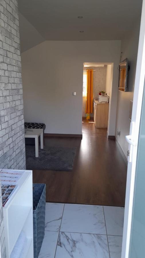 Studio Privee Vesoul -Wifi,Tv,Clim,Parking Gratuit Kültér fotó